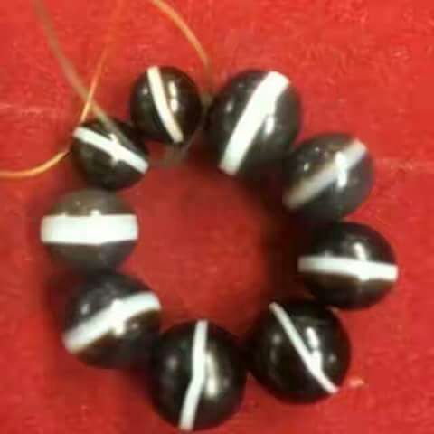 Stones, Pearls (18)